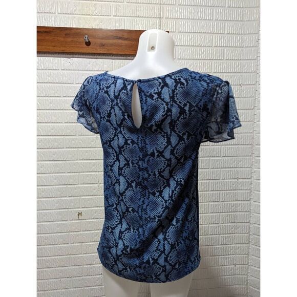 Michael Kors Women's Blue Snake Print Ruffle Short-Sleeve Blouse Top Size 2XS - Picture 4 of 6
